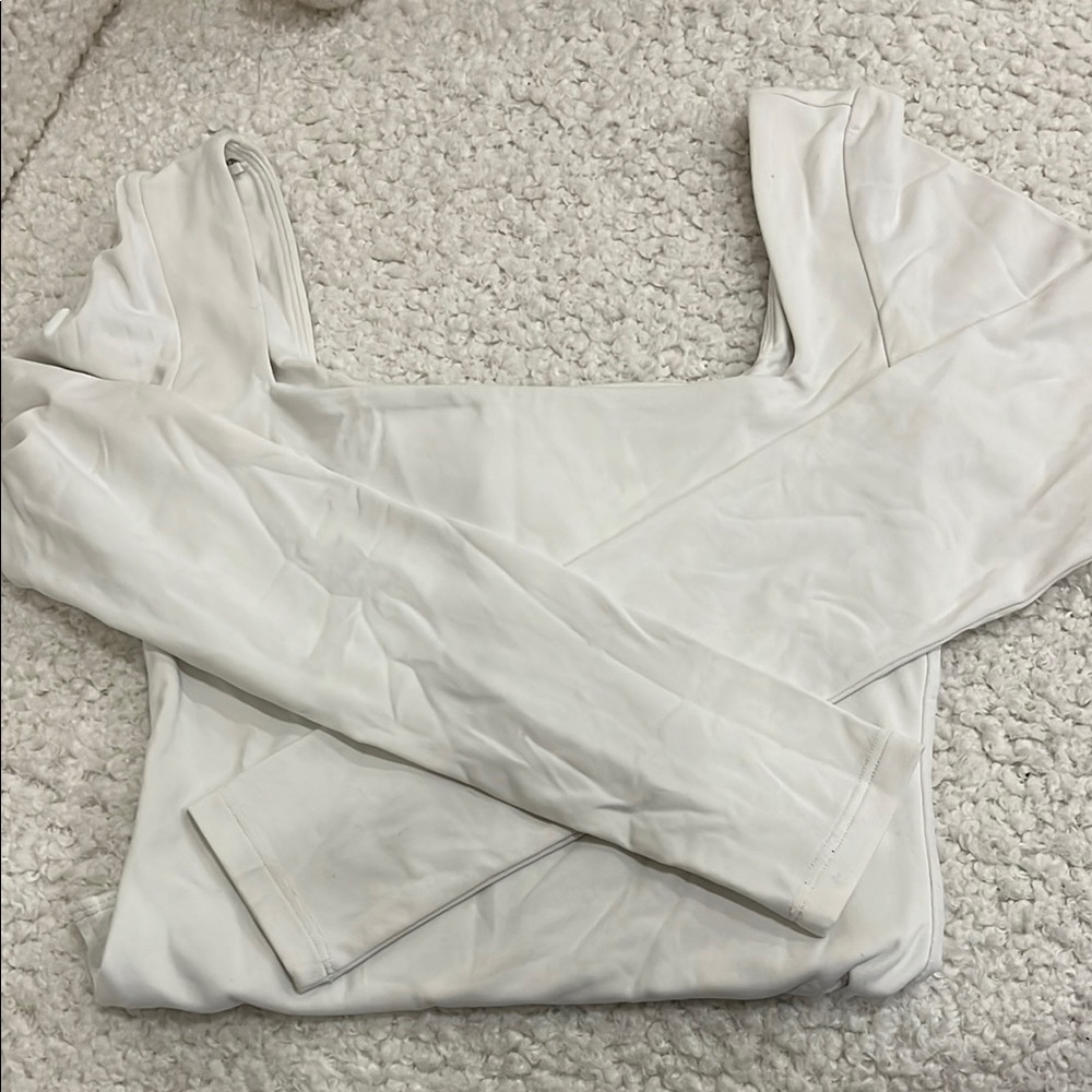 Aritzia Babaton Contour S Popular Straight neck bodysuit White Long Sleeve